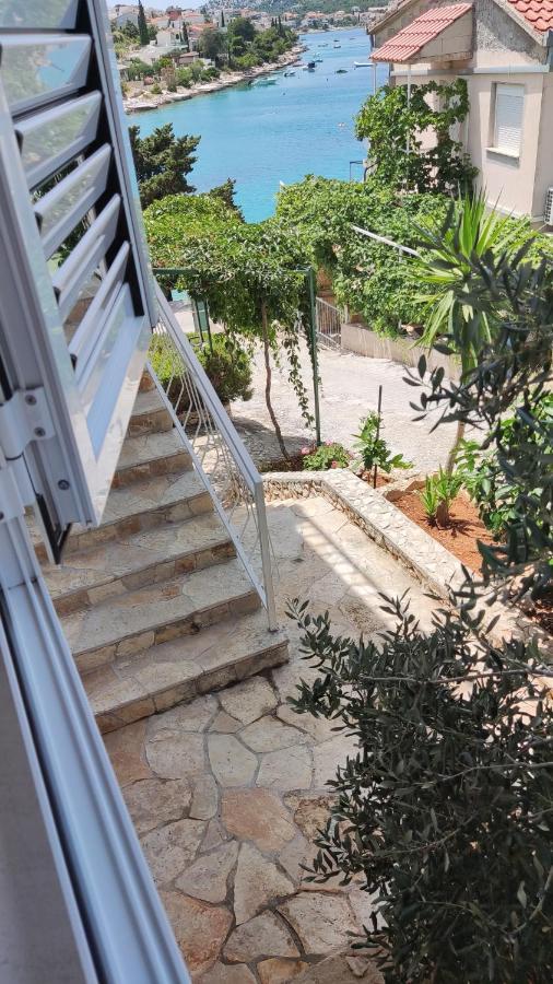 Rogoznica Seafront Apartment - Kalebova Luka Eksteriør billede